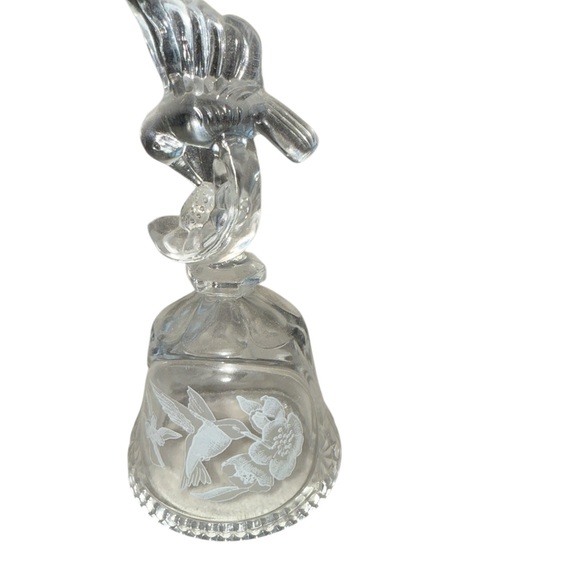 Hummingbird Bell. Glass 1990 Art
mark Chicago Ltd - Picture 4 of 4